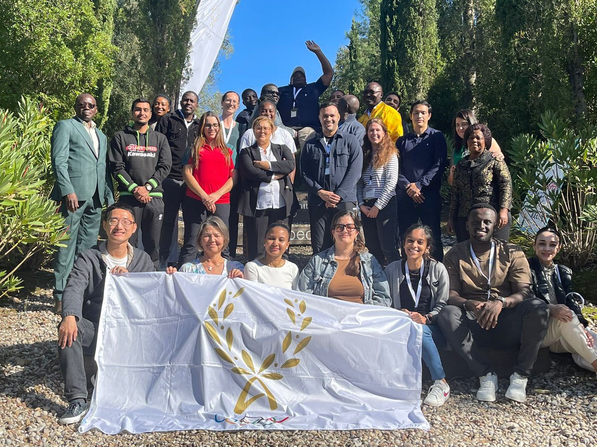 Marijke Taks (@marijketaks) on Twitter photo 1st session of the French MEMOS X, hosted in Olympia, in the books; it’s been a privilege to work with such an awesome group <a href="/M_Winand/">Mathieu Winand</a> @LUNEXUniversity 1st session of the French MEMOS X, hosted in Olympia, in the books; it’s been a privilege to work with such an awesome group <a href="/M_Winand/">Mathieu Winand</a> @LUNEXUniversity