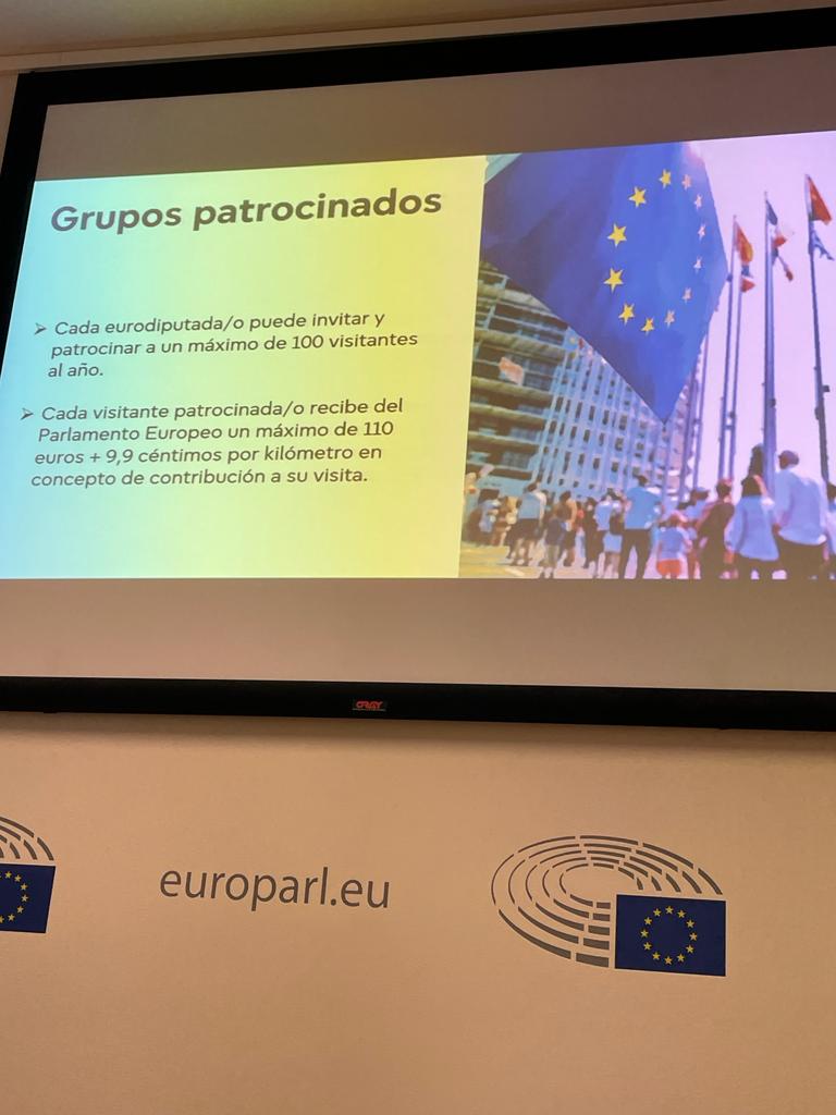 GobCantabriaBru's tweet photo. Visitamos el @europarl con el grupo de representantes del sistema sanitario público de Cantabria en una misión organizada por @IDIVALdecilla para acercarse a la UE: identificación de oportunidades, búsqueda de alianzas, en el ámbito de la investigación y la innovación. 🇪🇺 https://t.co/nLOaR4SbXZ