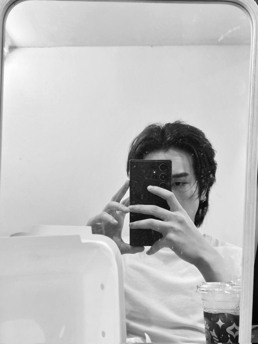 biblesumett's tweet photo. Getting ready to meet some very special people, my #bsumbody
 😉😉 https://t.co/sB9XlBWOSG