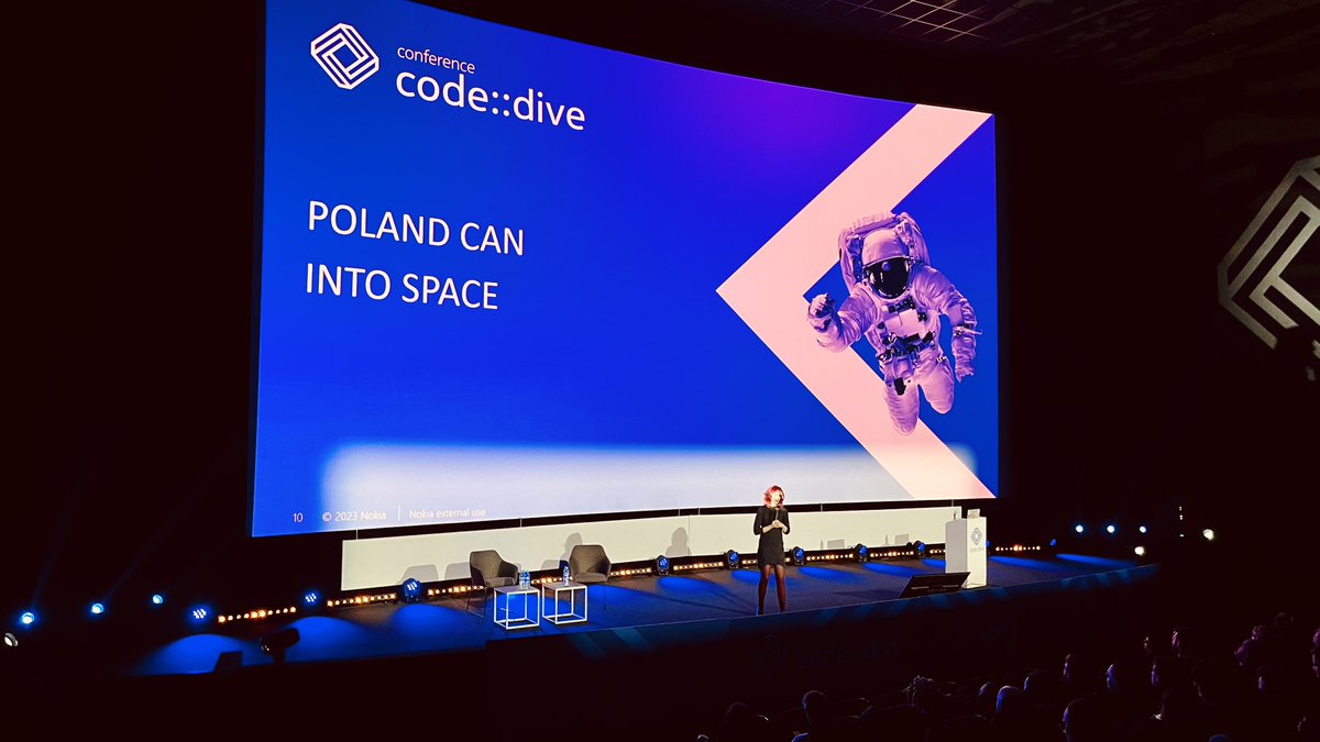 llanga's tweet photo. Polan stronk! #polandball

@juspelc talking about https://t.co/hJ42KxrXxO at #codedive 🛰️ https://t.co/sSgcs7Rtqa