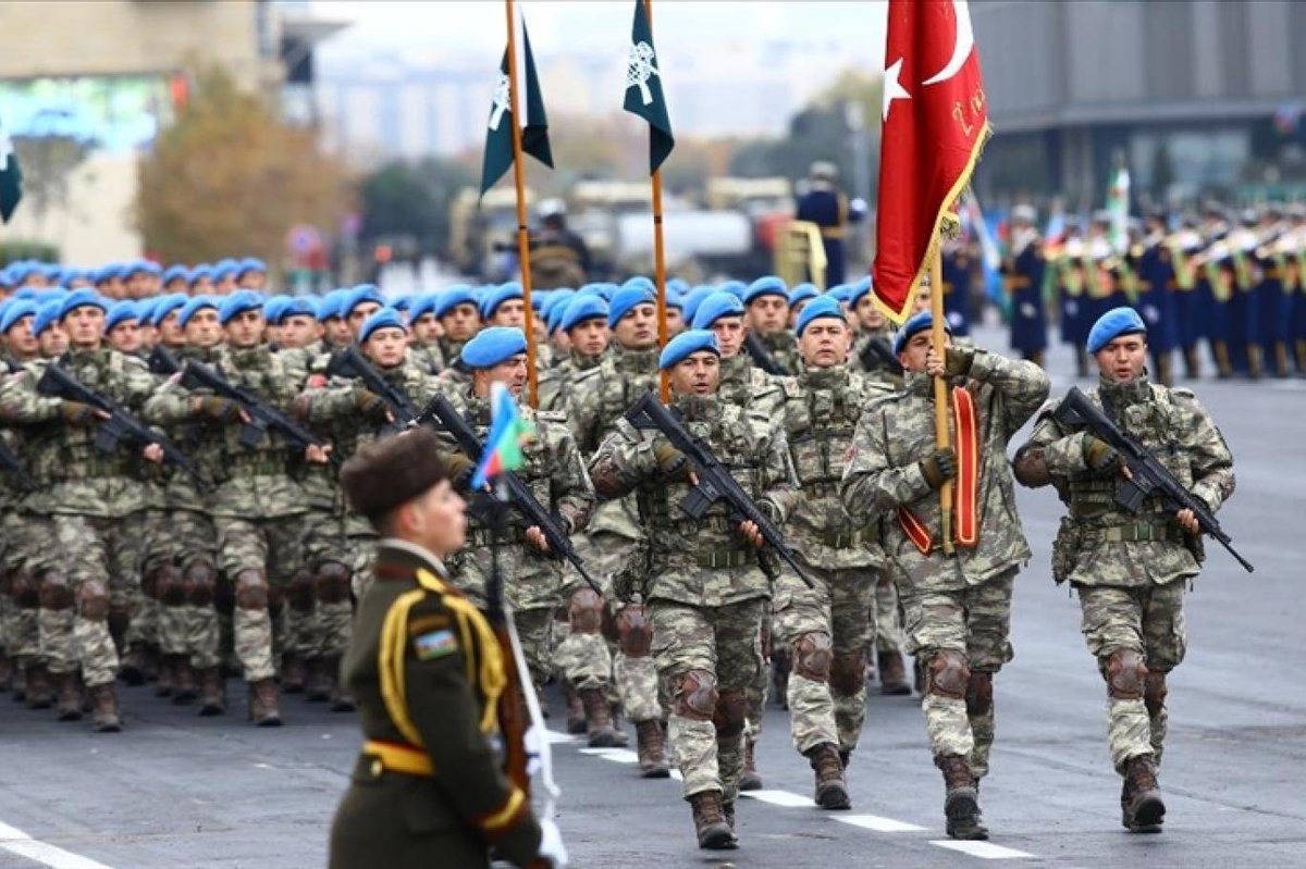 Türk Silahlı Kuvvetleri'nin Azerbaycan'daki görev süresinin 1 yıl uzatılmasına ilişkin tezkere kabul edildi.