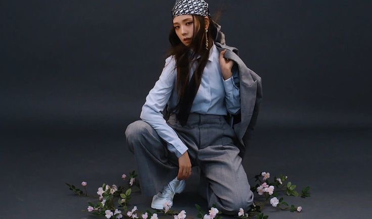 jichuhourly's tweet photo. in kim jisoo we trust https://t.co/MGKEo9Wuvy
