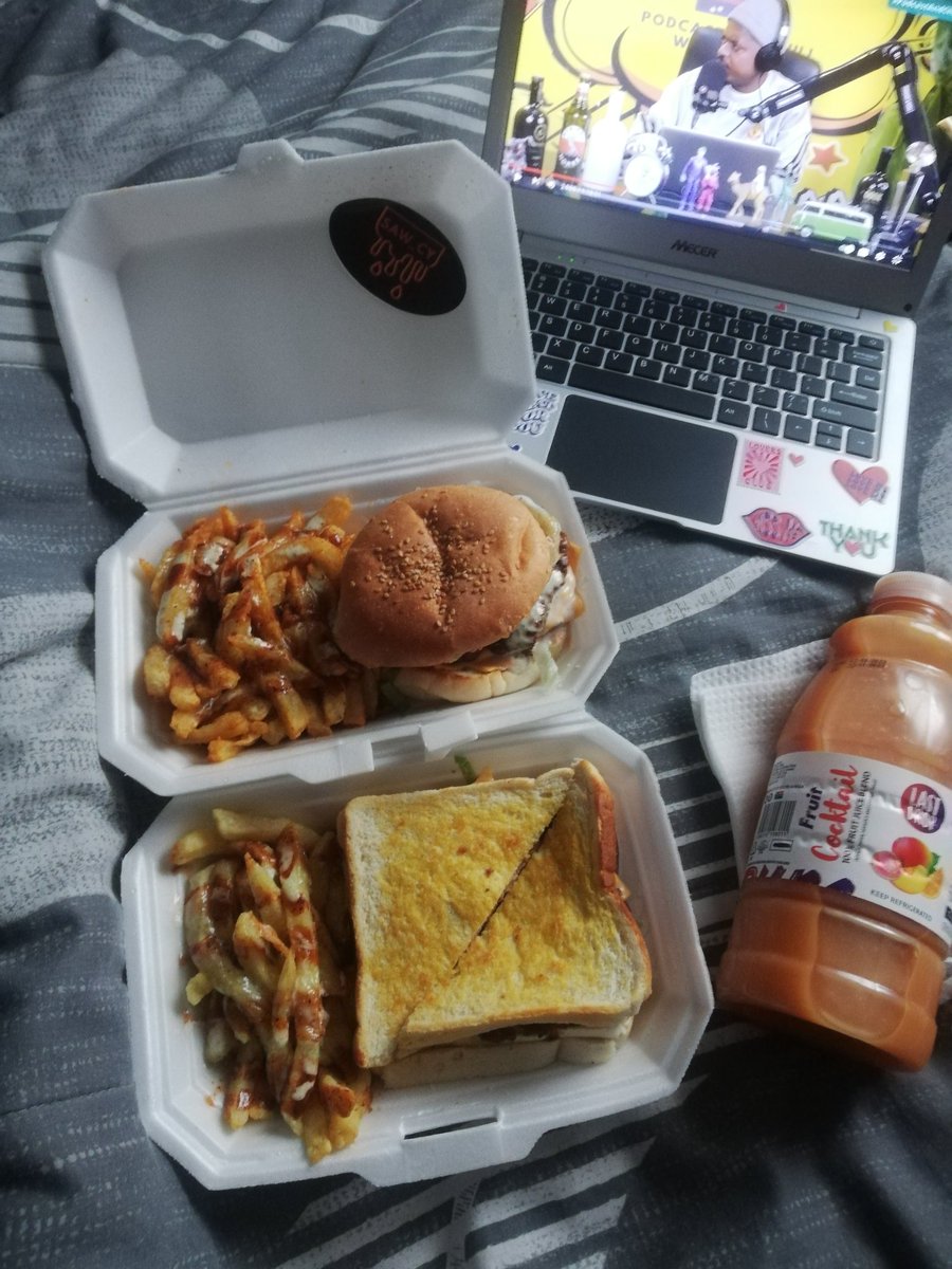 @Yfm Now That's What's Up... I'm A Happy Customer Saw_Cy Eatery or nothing 🤤😋🍔🥪🍟

#MindYourHustle
#MorningBreak
@Yfm