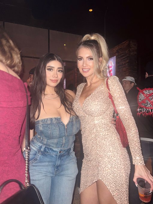 No XBIZ nominations, but it was a great night! I saw several friends, and I met so many new performers<a href="/tag/believe"class="tags"><span>#believe</span></a><a href="/tag/workhard"class="tags"><span>#workhard</span></a><a href="/tag/keepgrinding"class="tags"><span>#keepgrinding</span></a>