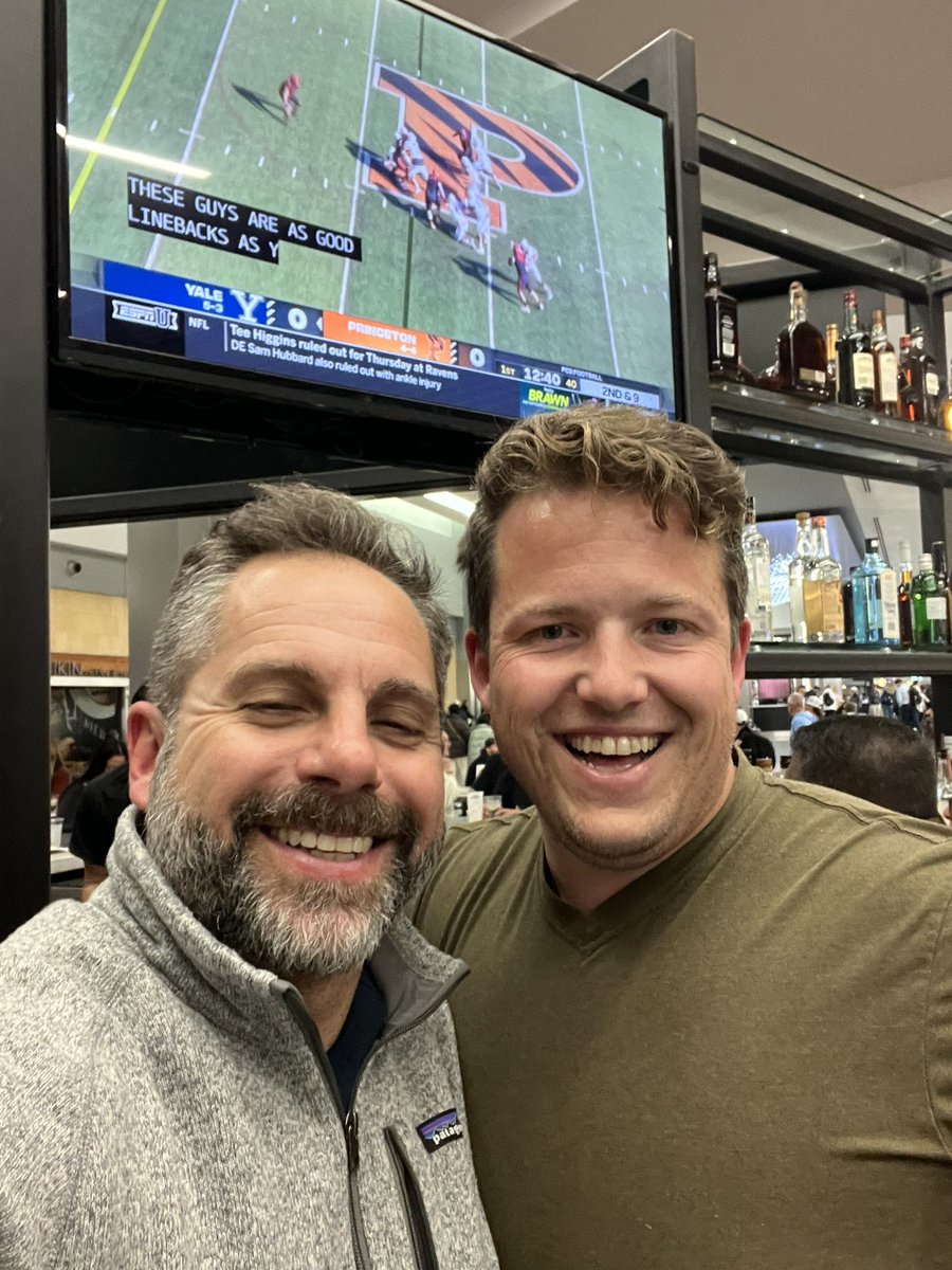 rico_is_firedup's tweet photo. #cheffriends @galen_emery been too long brother! https://t.co/xDXXrV8BkY