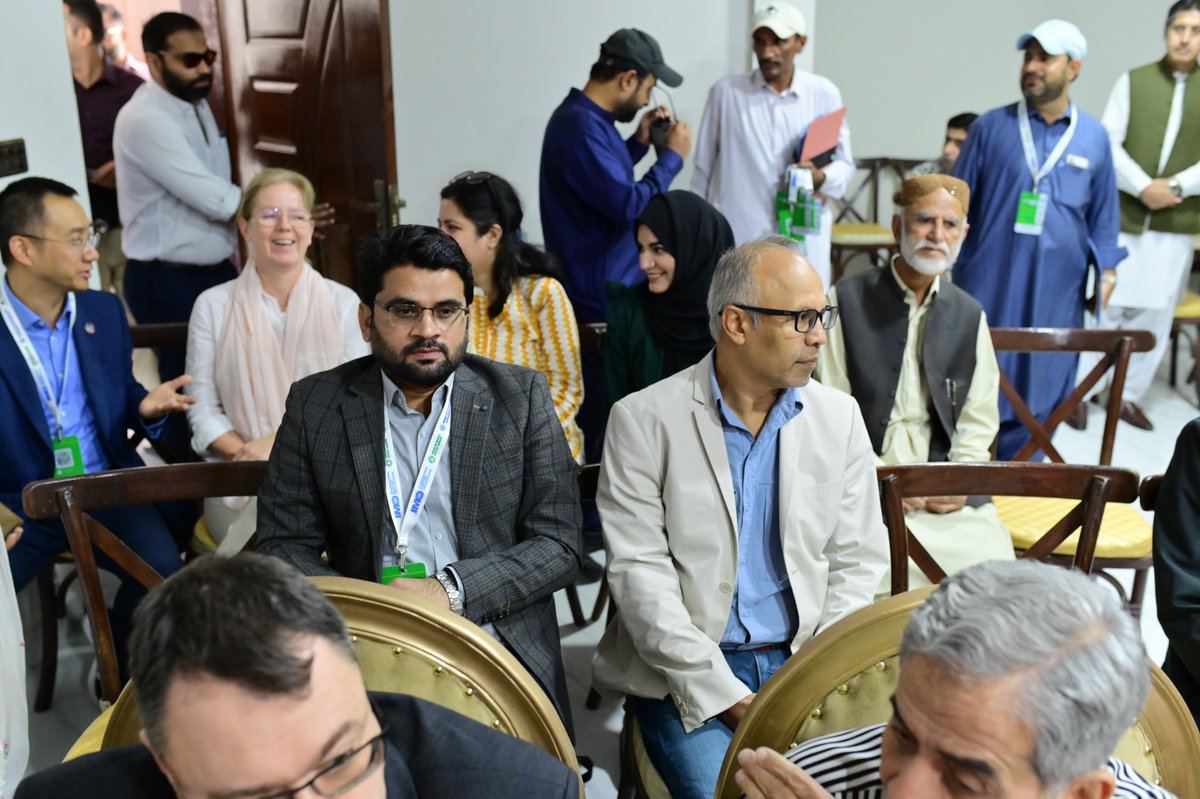 AqsaGull's tweet photo. Thanks to @PsbaOfficial for providing me with this great opportunity to network with professionals and exchange knowledge.

"IMO Conference 2023 on Adopting &amp; Implementing HKC in Pakistan". https://t.co/Aa34oIEerm