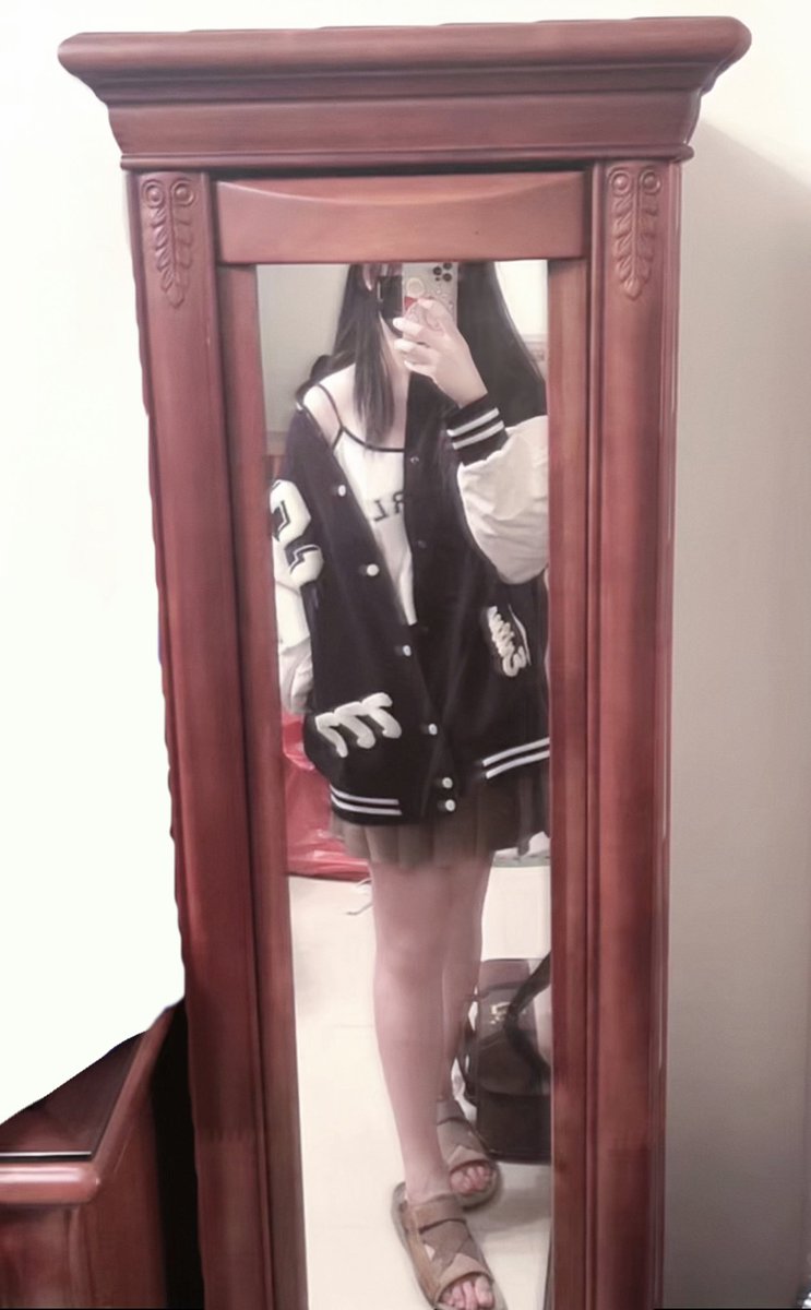 enen7776's tweet photo. 好像只有腳比較長而已耶

#偽娘
#三性
#桃園 https://t.co/JBwZknu4R3