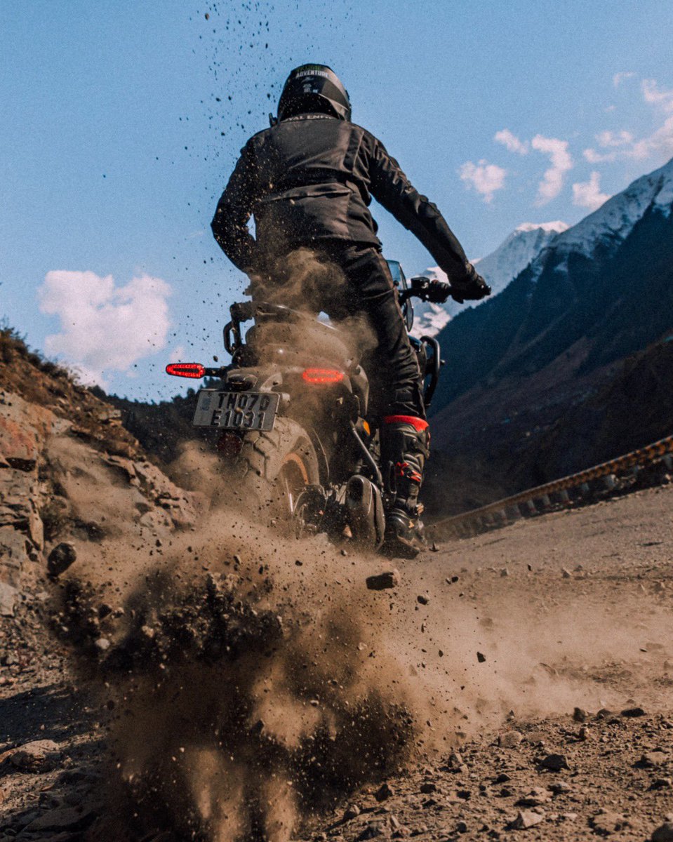 BalpradaMotors's tweet photo. When the tarmac ends, ABS can go off.

#BuiltByTheHimalayas #AIIRoadsNoRoads #RoyalEnfieldHimalayan #RoyalEnfield #RidePure #PureMotorcycling https://t.co/4WVEKYUzy1