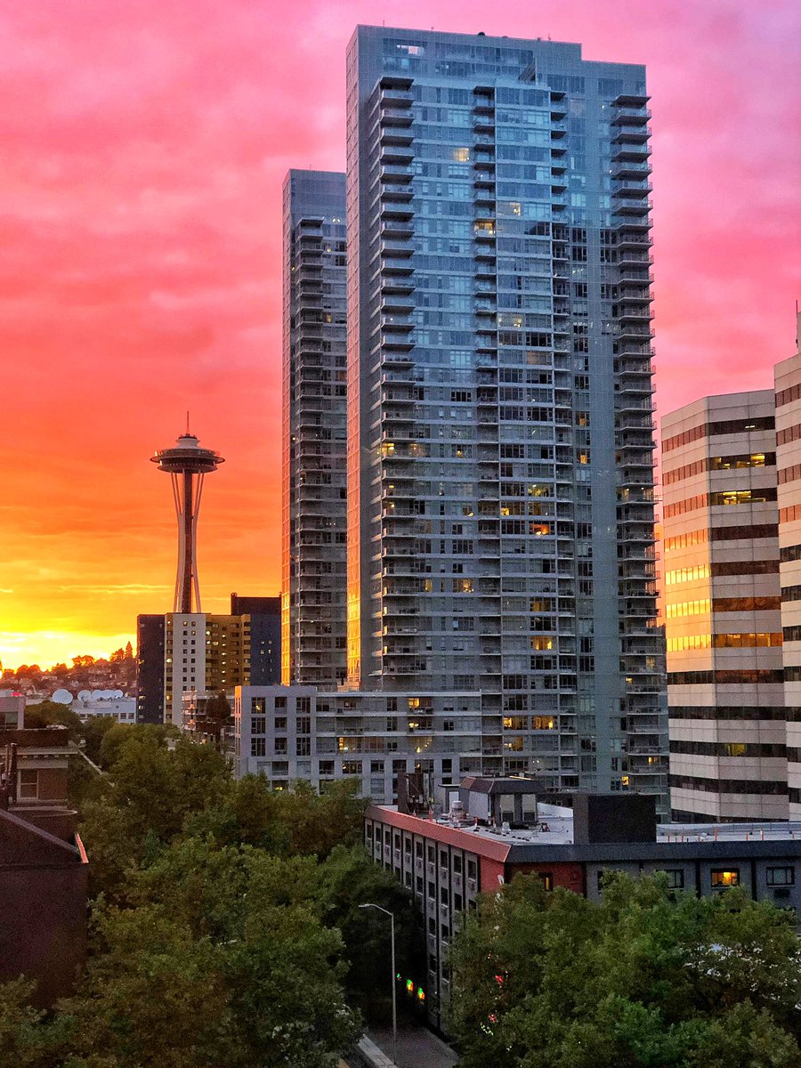 jordy_tropp's tweet photo. @JonFreier Sunrises. Sunsets. Here for all of it. https://t.co/WEBeLca5Qf