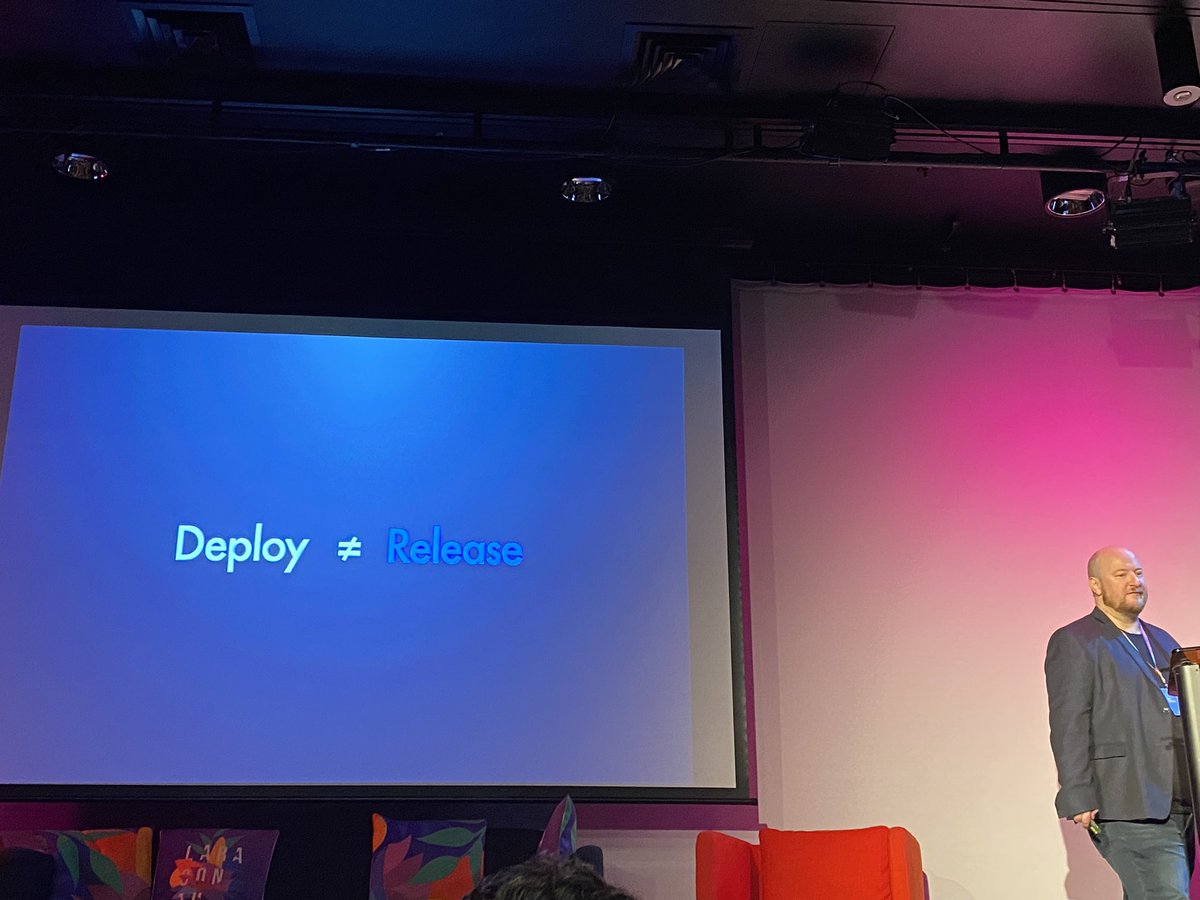 Interesting point about how feature flags, A/B testing, canary rollouts etc help to make deployments a technical concern and releases a marketing/business concern #laracon #laraconau
