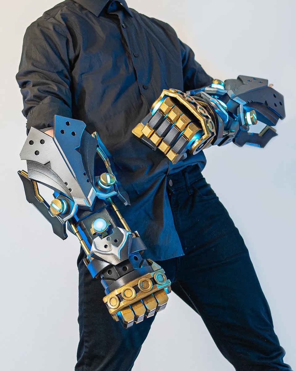 原神　リオセスリ　ガントレット　五次元製 原神 リオセスリ ガントレット 五次元製 - メルカリ