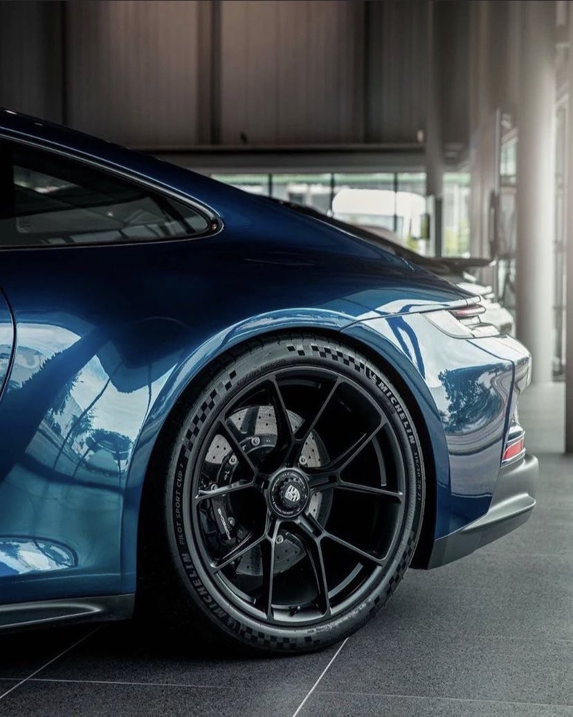 Jordan92338366's tweet photo. 992 GT3 Touring💎 https://t.co/LYSOpUuAfB