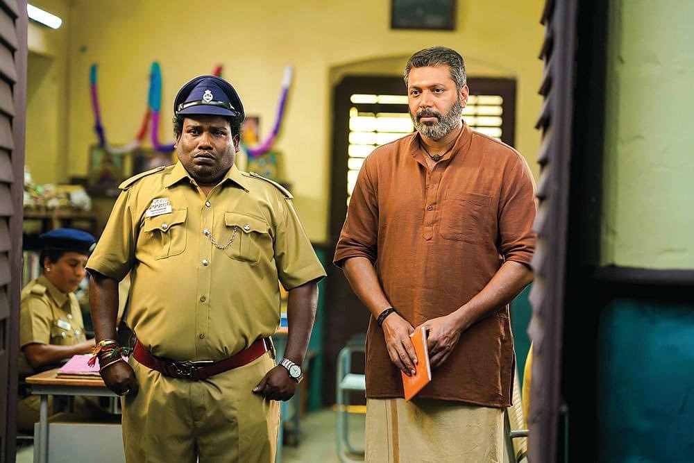 TBSTwizzle's tweet photo. #Siren New Stills 🤩

#JayamRavi | #KeerthySuresh | #AnupamaParameswaran | #YogiBabu | #GVPrakash | #AntonyBhagyaraj 

December 2023 Release!! https://t.co/zIgiKI5zxe
