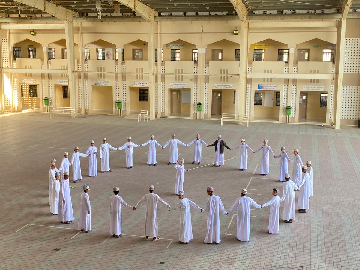 مدرسة ثابت بن كعب للتعليم الأساسي ( ٥-٩) tweet media