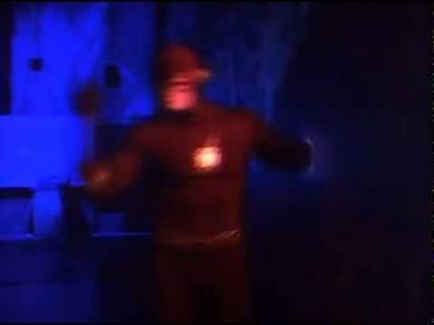 SteveChung1968's tweet photo. The "Child's Play" episode of the Flash TV series produced by Danny Bilson &amp; Paul De Meo, and starring actor John Wesley Shipp as Barry Allen first aired on this day in 1990.
Teleplay by Howard Chaykin and John Francis Moore.
https://t.co/RapmbYDV0V https://t.co/r5xrO616XJ