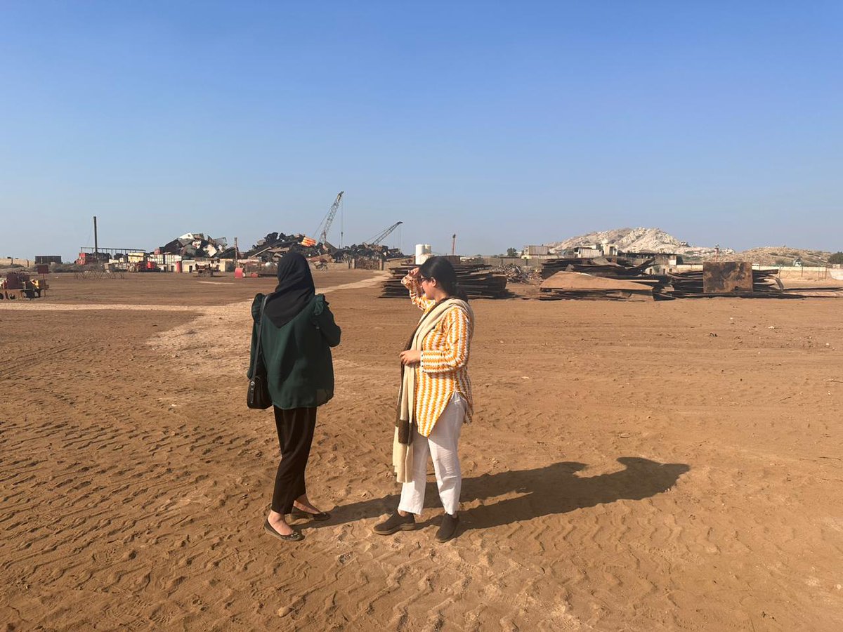 AqsaGull's tweet photo. Day 2: IMO National Conference 2023. 

Visit to Gadani Ship Recycling Yards and examined ship recycling facilities.
#shiprecycling #HKC https://t.co/yDZ7yA9hBO