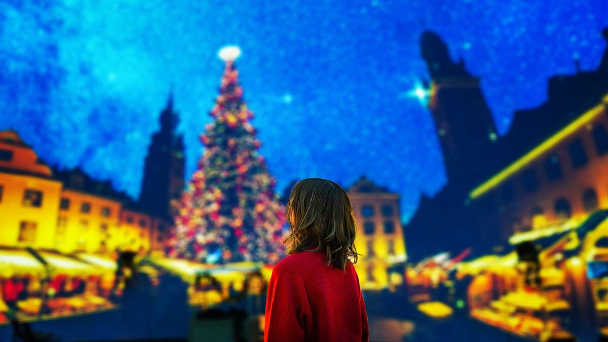 event_checker's tweet photo. 12/4(月)-26(月) 東京・有楽町のプラネタリアTOKYOで「星空クリスマスマーケット」開催。プラネタリウムに投影された星空やイルミネーションの映像を見ながら、飲食・撮影・射的・くじ引きなどが楽しめます。入場無料→https://t.co/bcxmMf8Gxf https://t.co/LpIoZ6BIa4