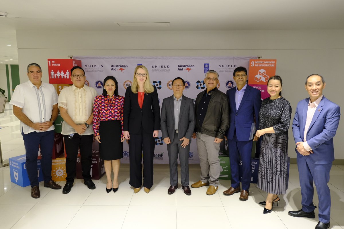 UNDPRRSelva's tweet photo. Rich insights from the 160+ local chief executives & local gov't reps who joined the 1st #SHIELDph Stakeholders Forum.
Under the theme โ#LocalResilience in Action,โ partners were able to share their experiences in implementing DRR and recovery strategies w/ each other! https://t.co/yiN5hrQnoa