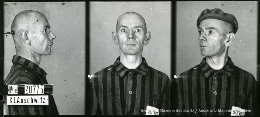 AuschwitzMuseum's tweet photo. 16 November 1899 | A Pole, Leonard Srotka, was born in Pabianice.

In #Auschwitz from 14 September 1941.
No. 20775
He perished in the camp on 12 January 1942. https://t.co/4eWXYvZJag