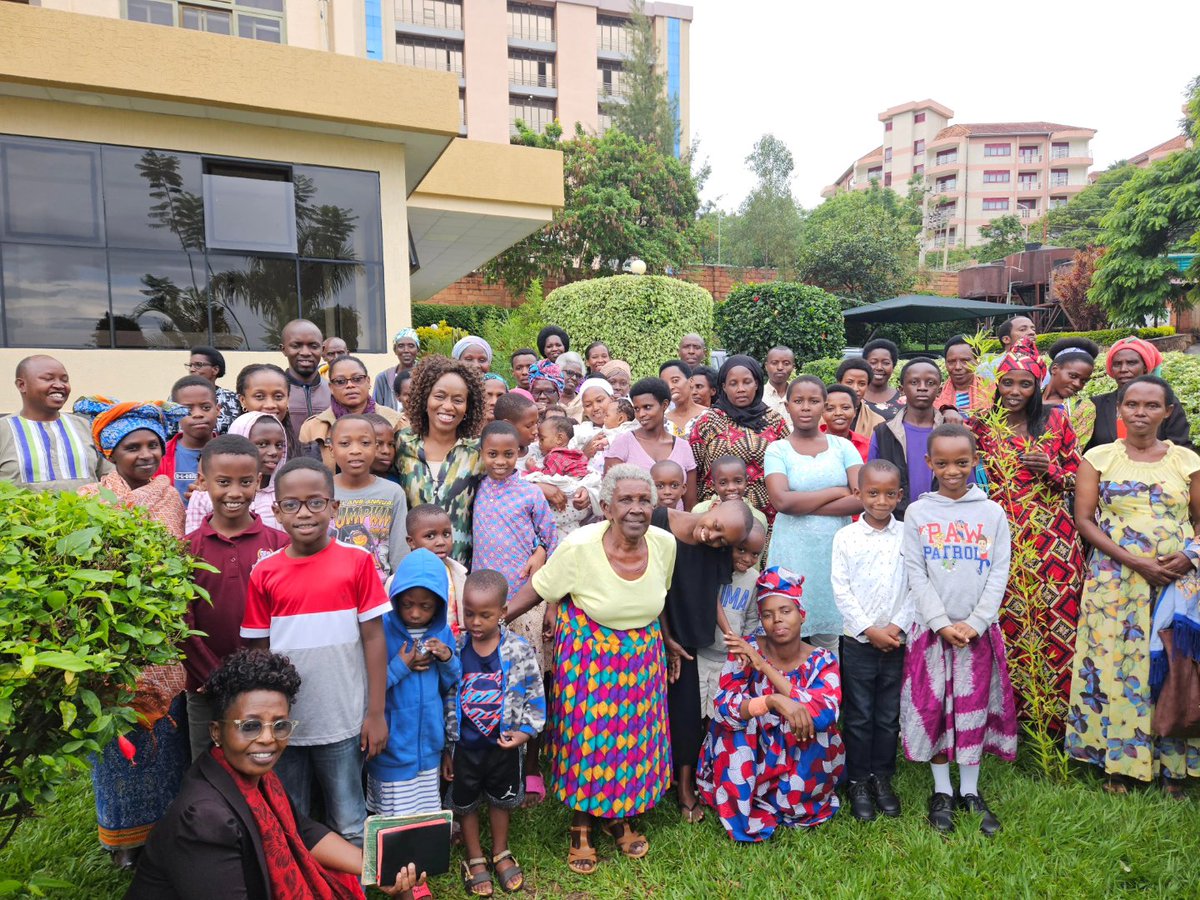 solaceuk's tweet photo. We at Solace Ministries #charity were blessed to spend a day of fellowship in Kigali with Pastor Sola of @jesushouseuk. They have supported us for over 13years with school sponsorship, income generating projects &amp; much more for which we &amp; the beneficiaries are truly grateful 🙏🏽. https://t.co/GVAP88Zw0G