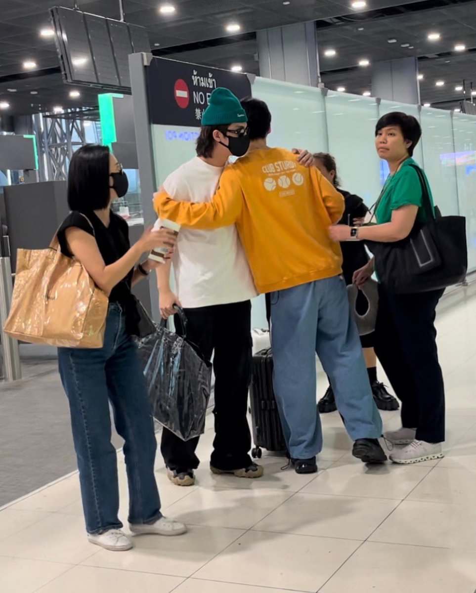 _ffff20's tweet image. ขุ่นพระะะะะะ #ไบร์ทวิน