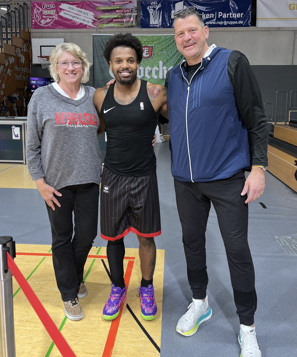 Bonus 🏀! Caught former @NDSUmbb player Vinnie Shahid and his team from Italy playing just up the road in Göttingen last night!