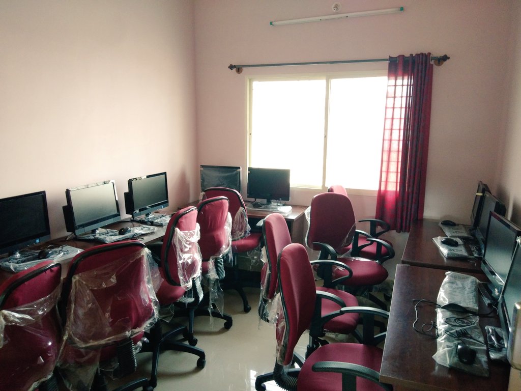 ಅಲ್ಪಸಂಖ್ಯಾತರ ಮೆಟ್ರಿಕ್ ನಂತರದ ಬಾಲಕಿಯರ ವಿದ್ಯಾರ್ಥಿನಿಲಯ, ಕಡೂರು ತಾಲ್ಲೂಕು, ಚಿಕ್ಕಮಗಳೂರು ಜಿಲ್ಲೆಯ ಎಲ್ಲಾ ಮೂಲಭೂತ ಸೌಕರ್ಯದಿಂದ ಕೊಡಿದೆ. ಆಸಕ್ತಿಯುಳ್ಳ ವಿದ್ಯಾರ್ಥಿಗಳು SHP ಪ್ರೊಟಲ್ನಲ್ಲಿ ವಿದ್ಯಾರ್ಥಿನಿಲಯಕ್ಕೆ ಅರ್ಜಿಗಳನ್ನು ಸಲ್ಲಿಸಬಹುದಾಗಿದೆ. <a href="/ramkrshri/">Baliram K</a> <a href="/DOMGOK/">Department of Minority Welfare, Govt of Karnataka</a> <a href="/MWDtarikere/">Taluk Extension Office Tarikere Subdivision</a>