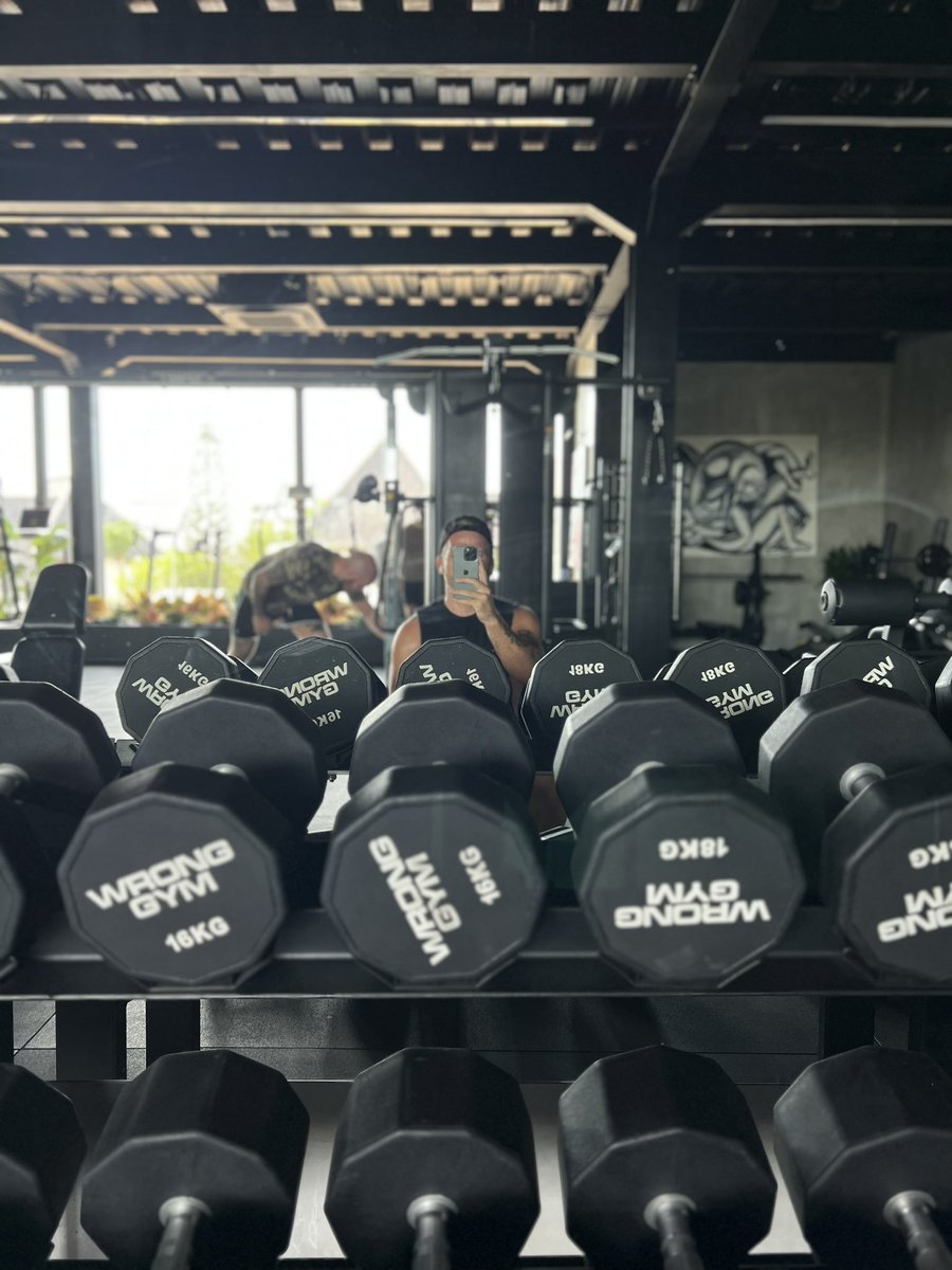 Florian Darroman tweet media