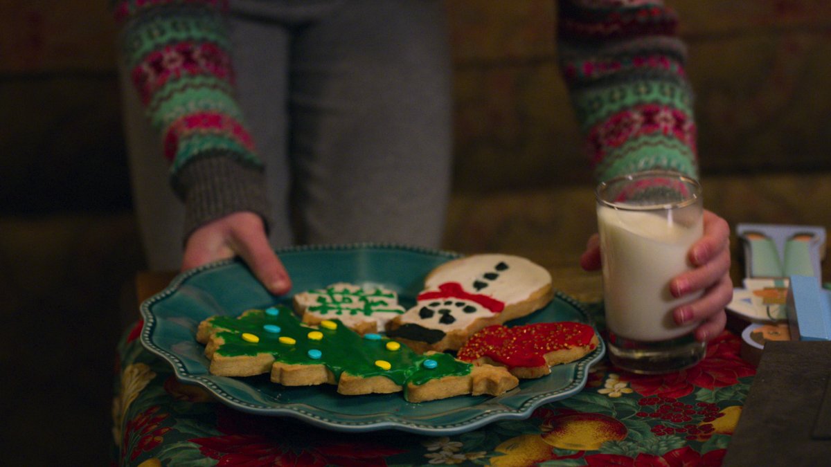 netflixth's tweet photo. 38 Days until Christmas ⏰🎅🏻🎉

#NetflixTH https://t.co/JB4SewymWJ