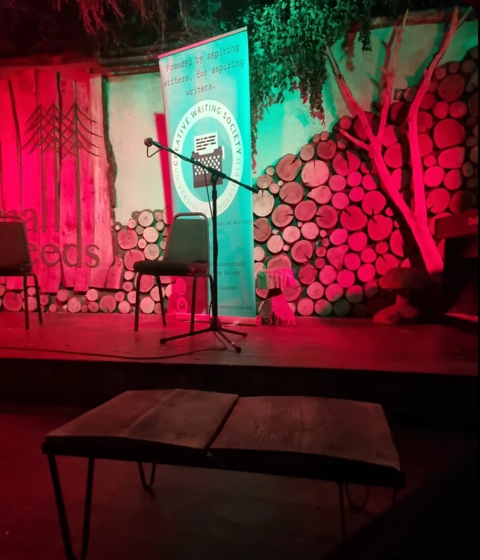 Read one of my short stories from my collection 'Eighteen Post-Nominal Letters' at the Creative Writing Society open mic last night. The collection is published with <a href="/nakedcatlitmag/">Naked Cat Publishing</a> and you can order here: nakedcatpublishing.myshopify.com/products/eight…
