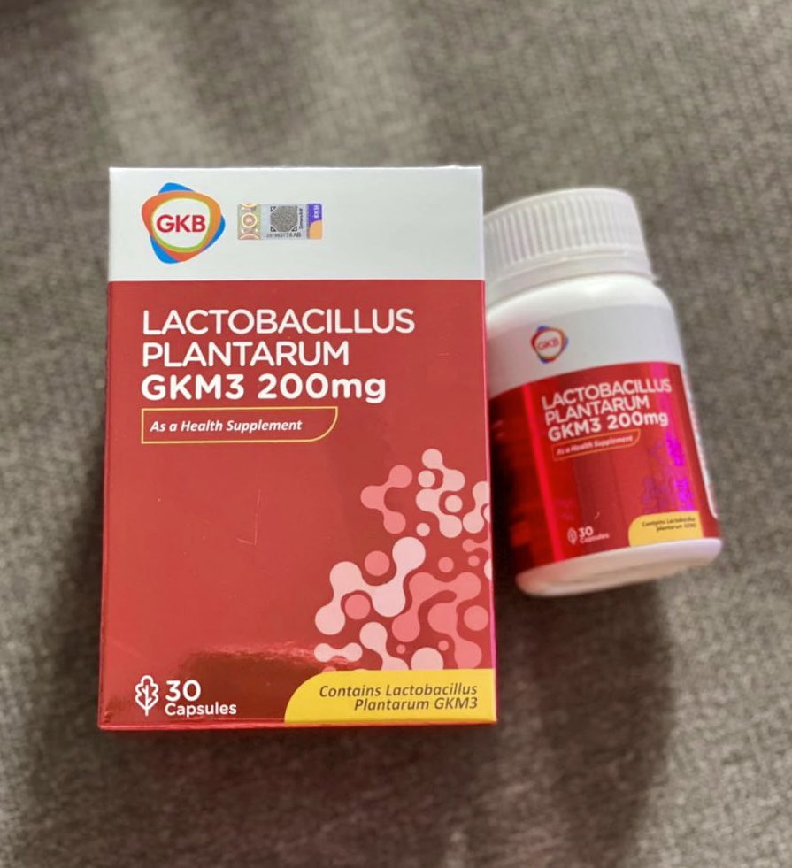 mwddaah's tweet photo. As a person yang susah kawal nafsu makan, I approved this probiotic supplement. Before start berat 52kg, noww 47kg. I ambik sebulan memang portion jadi sikit secara automatik. No more cravings. https://t.co/yMF9EsBEQy