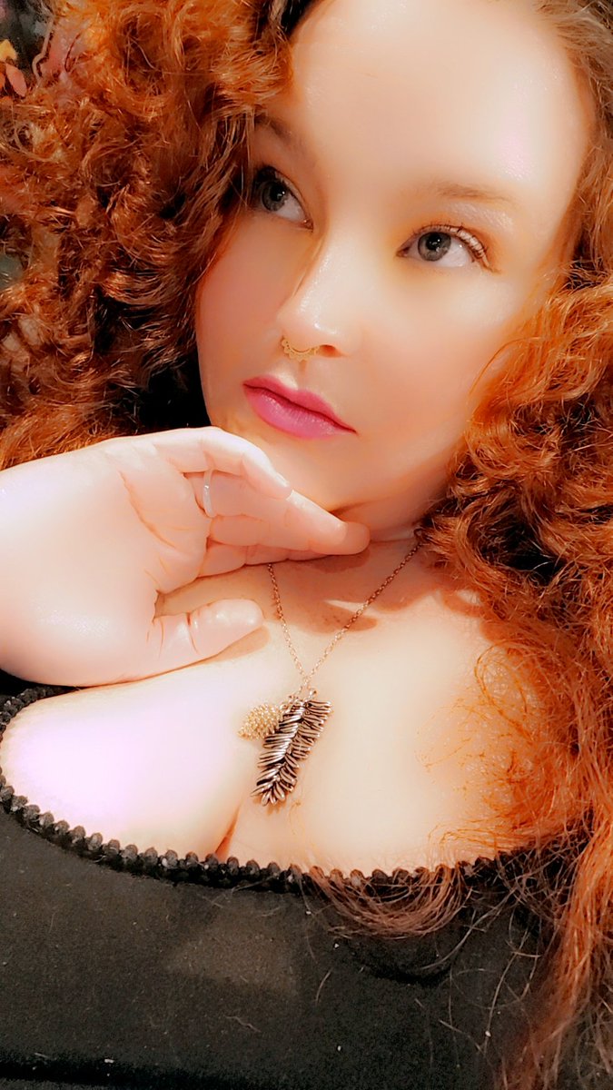 GingerCakes510's tweet photo. I'm a Street Taco. Thick, Tasy and Falling Apart. #RedHead #Ginger #StonerFam #ThickerThanThick #OregonStoner #BudTender https://t.co/rjhWwIRczP