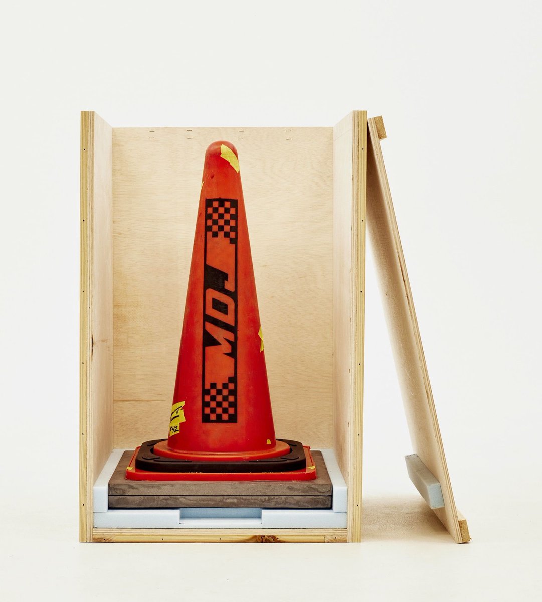 symbol_EQ's tweet photo. #MadDogJones #MDJ #art #artistbook #NFT #symbol #Pylon #symbol_eq https://t.co/ToftlzEWUK
