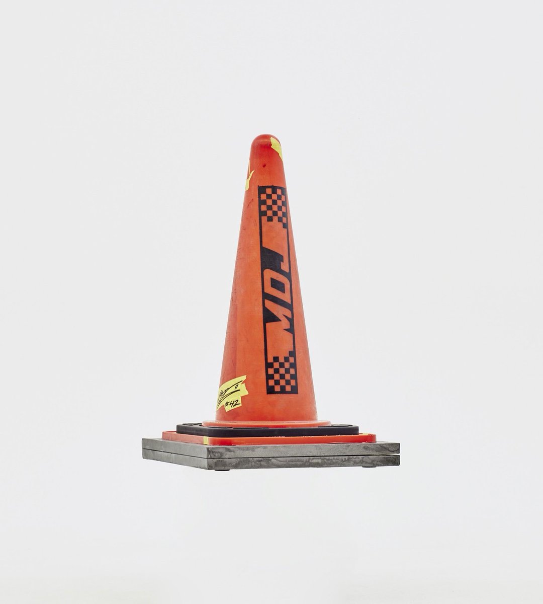 symbol_EQ's tweet photo. #MadDogJones #MDJ #art #artistbook #NFT #symbol #Pylon #symbol_eq https://t.co/ToftlzEWUK