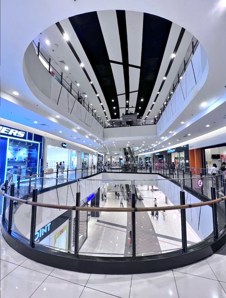 Also recently opened at AEON Mall Tebrau City - Eichitoo & Dolly Dim Sum 😻