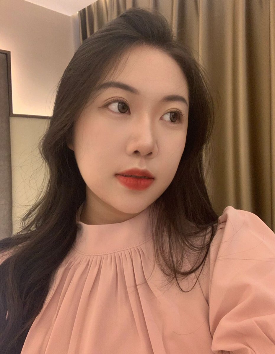 Ka48893's tweet photo. 发型也是很重呀的嘛
🥰🥰🥰 https://t.co/3ndT73Iymk