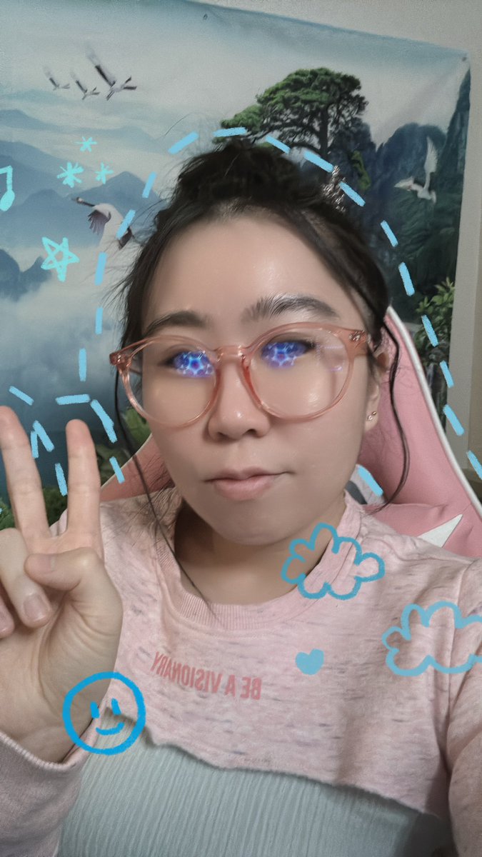 ReylinaTV's tweet photo. Been a good min since i posted here.. so here’s a selfie xD I keep forgetting to post here lol. Well hope to see you all on the stream tonight starting in about 30-45 mins 😄🙏! (Gonna be playing RE4) #Twitch #gamergirl #residentevil #reylina #ttvReylinaX https://t.co/tyXe2ajzsN