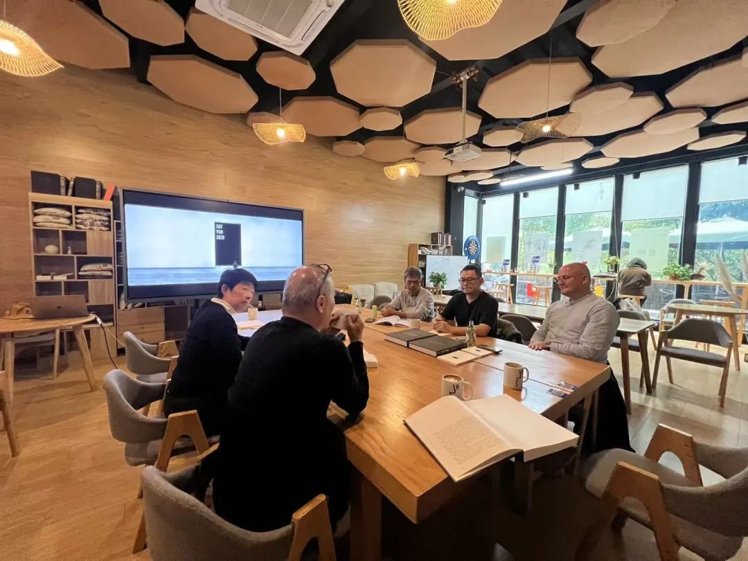 CAAofficialEN's tweet photo. A delegation from @HFBKHamburg recently visited the School of Film Art of #CAA, touring the film studios, sound art research studios, and other cutting-edge teaching and creative spaces at the School and discussing future mutual exchange plans. #Art #University #IntlCAA https://t.co/oJWKXJk7jq
