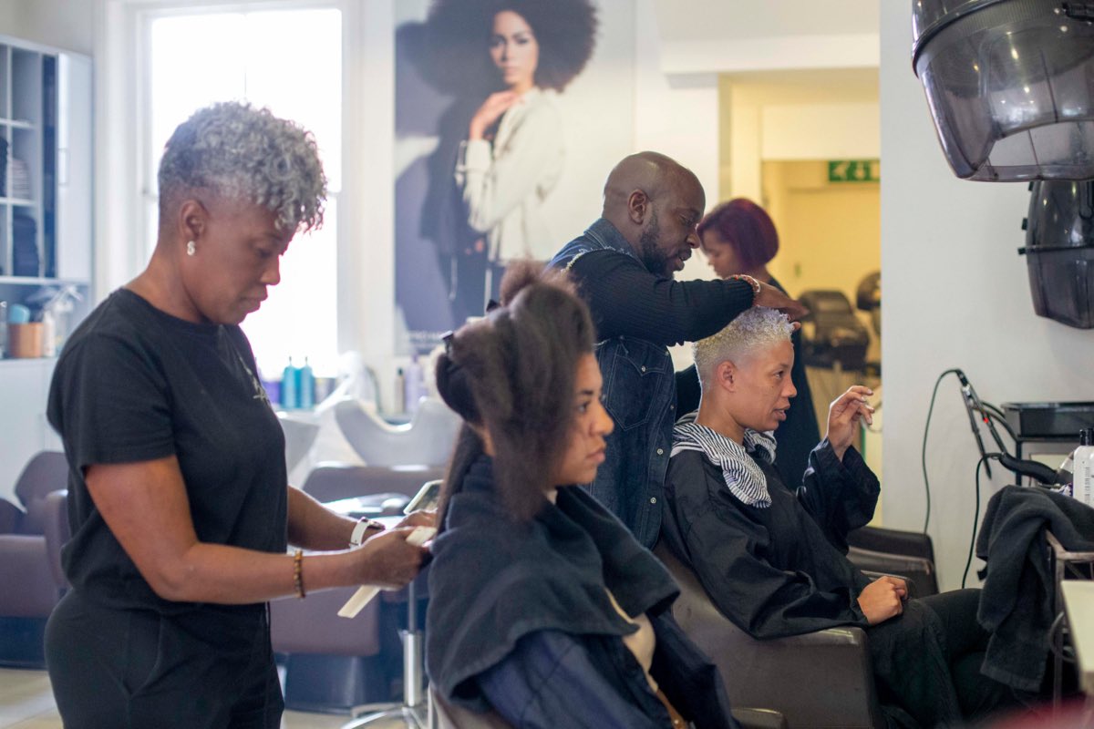 Last night was the launch of the “beauty of support” A project that started in SE London, bringing lots of wonderful organisations together supporting conversations in black hairdressers about hair, culture and cancer. Learn more here: macmillan.org.uk/cancer-informa…