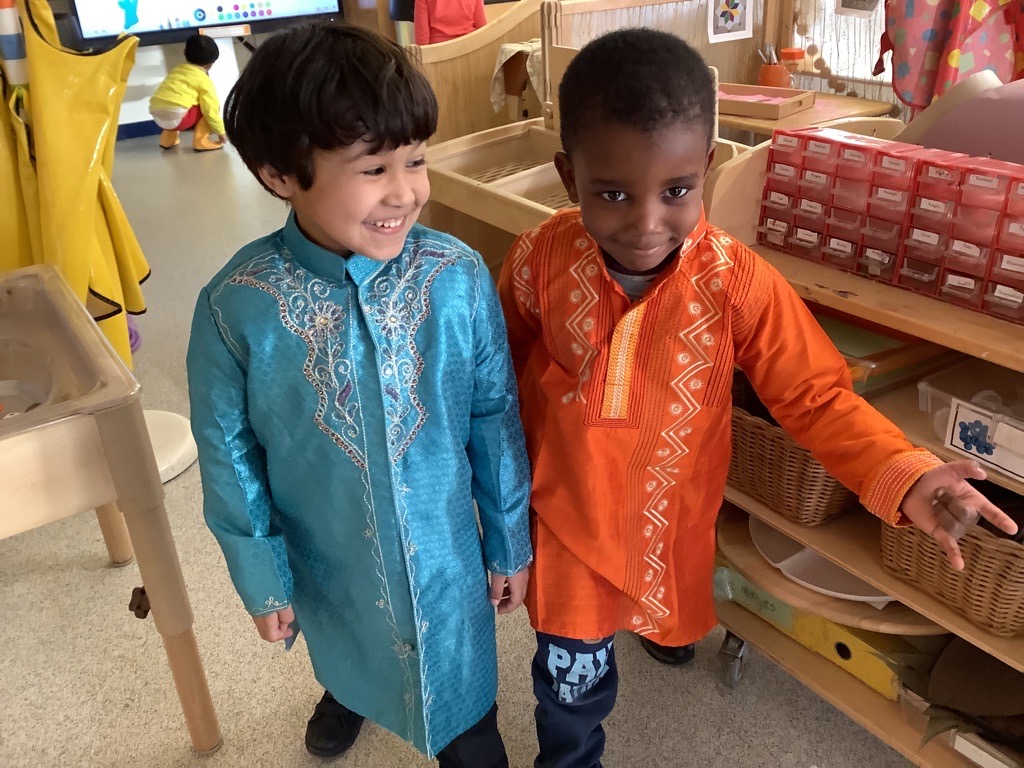 CViewNursery's tweet photo. We have been celebrating Diwali and learning the story of Rama &amp; Sita. We have made Rangoli patterns, diva lamps, barfi and tasted some spicy food for snack, we have also been learning a new Diwali song called "Diwali is Here" #Diwali2023 #onlyatcanalview @CanalViewPSEdin https://t.co/x4GVtPjO4Z