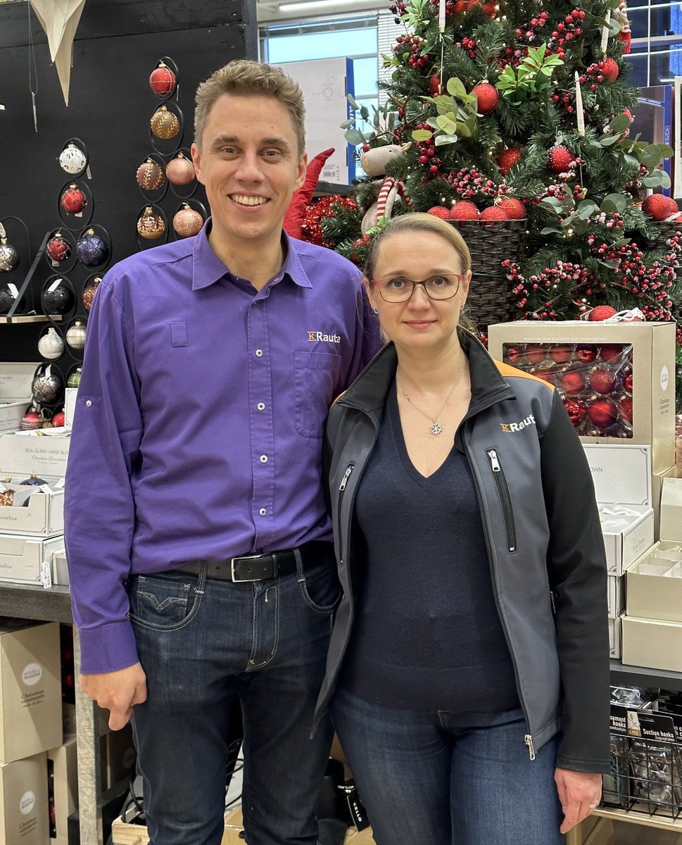 K-Rauta Muhos saa huomenna, 17. marraskuuta uudet kauppiaat Tuomas ja Tia Pajalasta. He jatkavat kauppiaina myös K-Rauta Äimärautiolla Oulussa.

Onnea uudesta kauppapaikasta!

Lue Muhoksen tuoreiden kauppiaiden terveiset: k-rauta.fi/uutiset/k-raut…