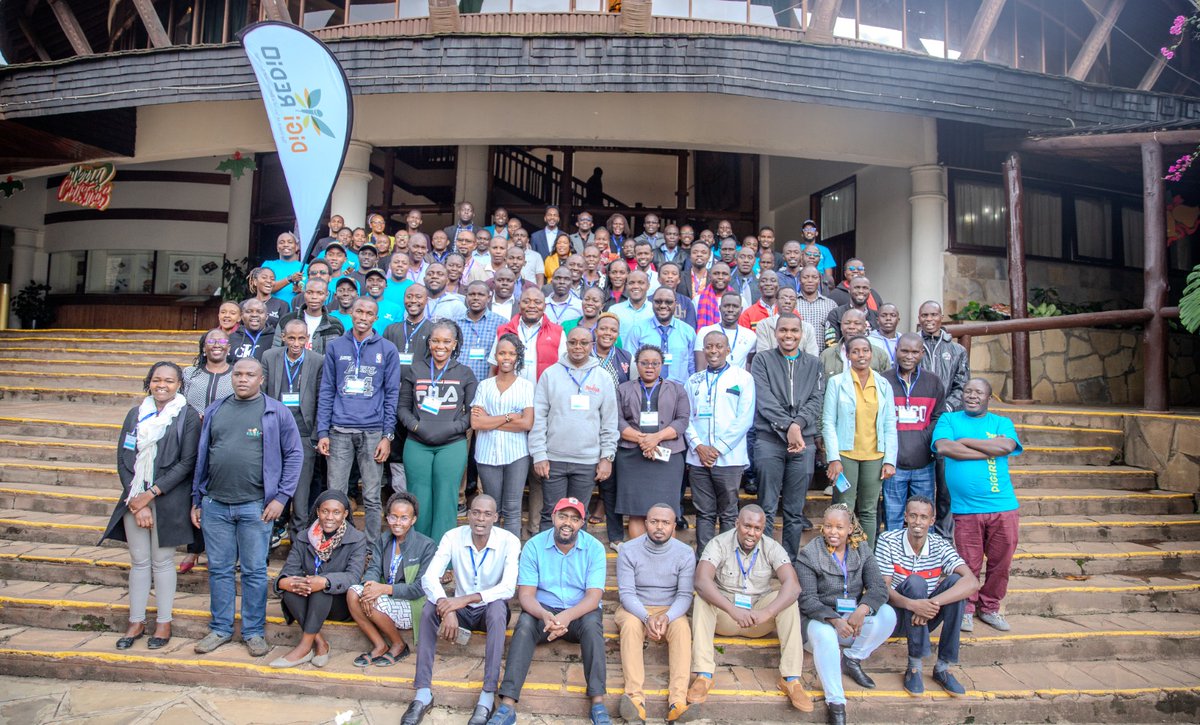 Joekiusya's tweet photo. 60+ radio station from every region of Kenya,  @DigiRedio Voice Moja Summit at Safari Park hotel 
@UNICEFKenya
@CBCC_Africa 
@MOH_Kenya 
@MOH_DHP 
#Digiredio #Unicef #Cbcc #MOHKenya https://t.co/J4yguEJfL3