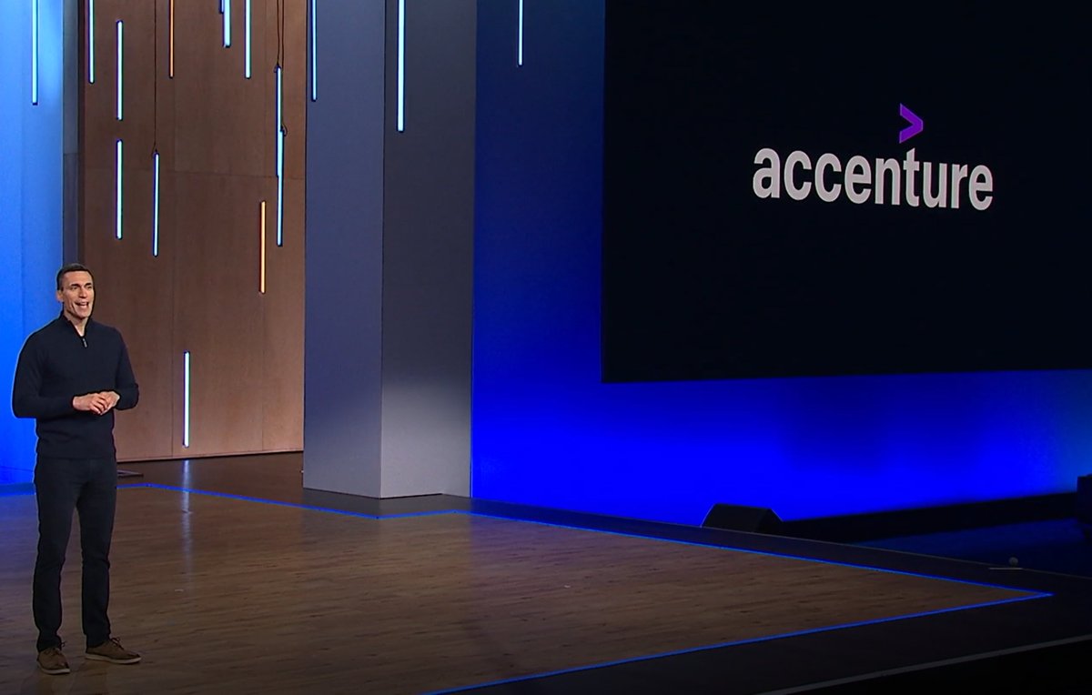 'Accenture is a copilot company' and so is @AvanadeFrance / @Avanade 📺ignite.microsoft.com/en-US/sessions…