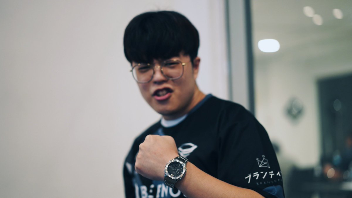 Devine_pubg tweet picture