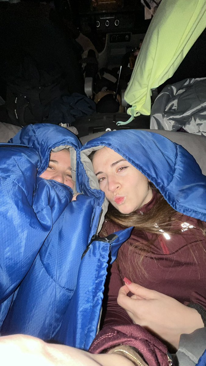 paula13f's tweet photo. Mi camping goals https://t.co/GIxENZ1kL8