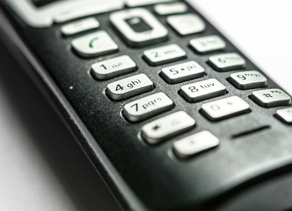 kuriosetage's tweet photo. Am 18. November 1963 kommt das erste Tastentelefon auf den Markt. ☎️☎️☎️ Daran erinnert der Tag des Tastentelefons (engl. Push-button Phone Day). #TagdesTastentelefons #PushbuttonPhoneDay #kuriosefeiertage
https://t.co/ts8qdqEodU https://t.co/rkjUe6pUoj