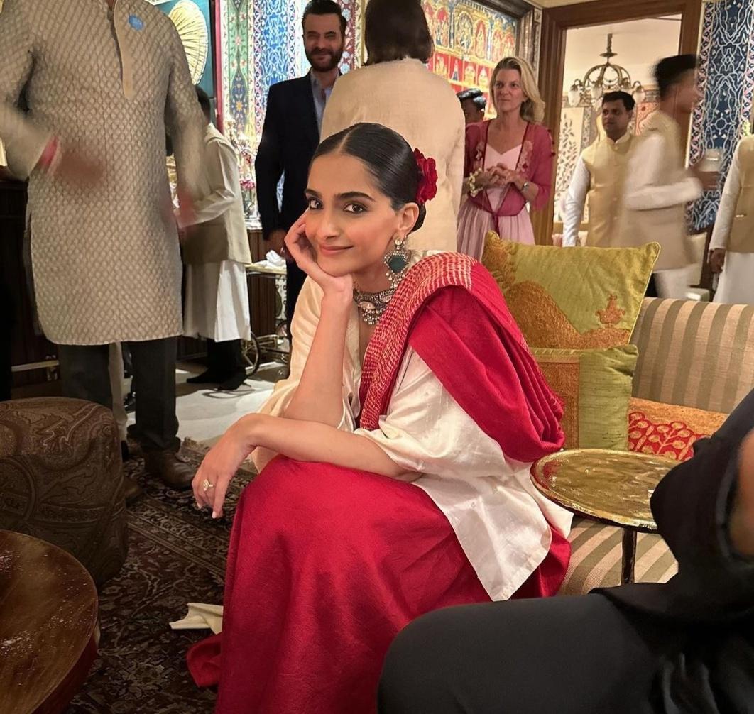 F_CtQrCboAAhLo3?format=jpg&name=medium