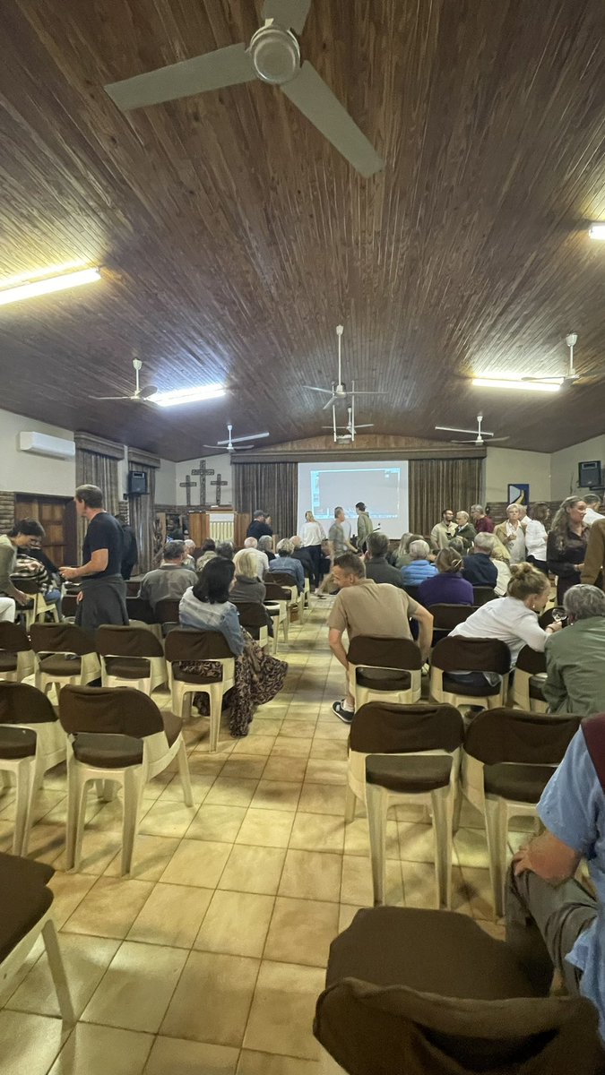 misguided_guide's tweet image. Remembering Wildlife Chat. #leopards