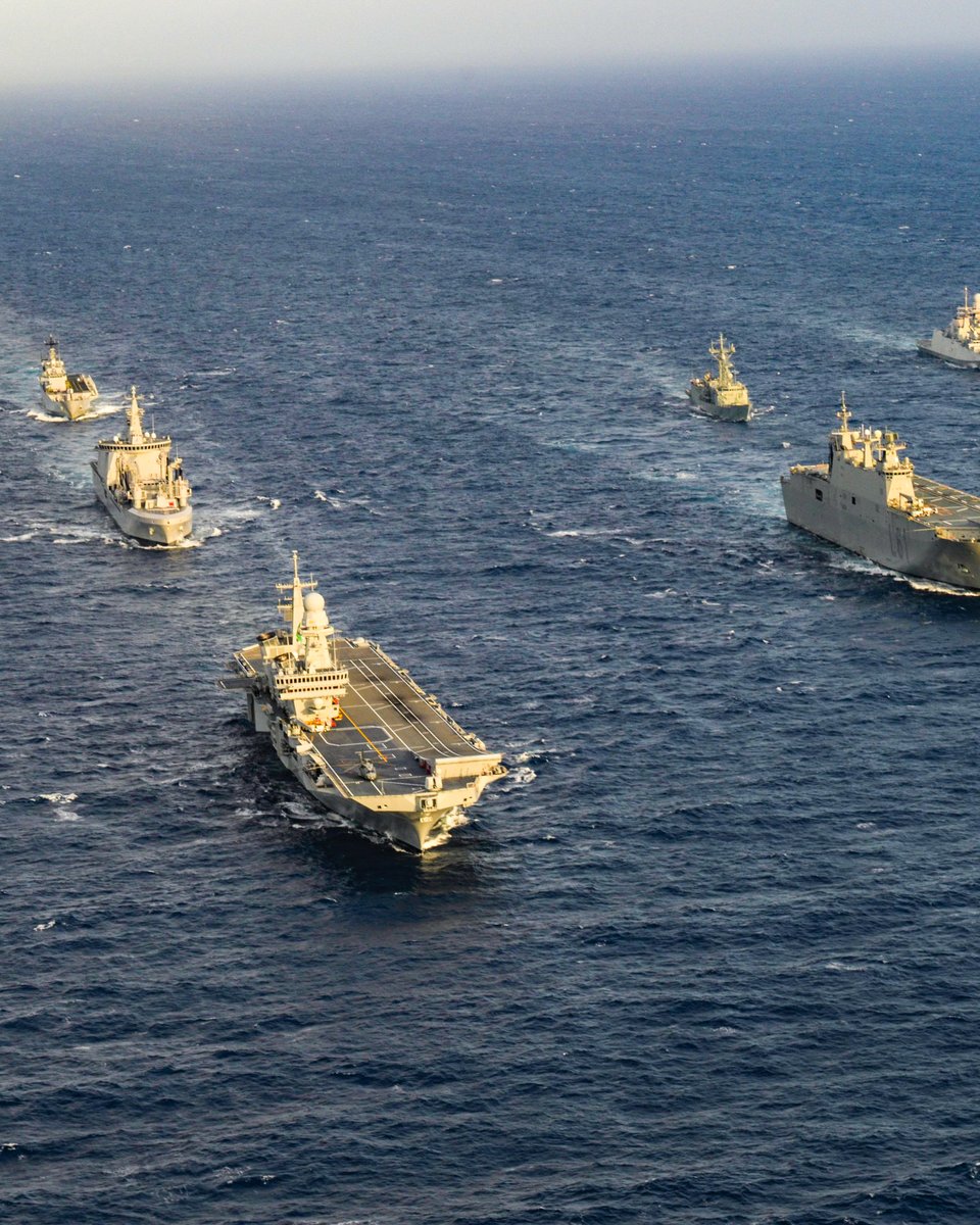 NATO's tweet photo. 14 Allies, 30 ships and 6,000 troops took part in the NATO-led maritime exercise #DynamicMariner 🌊

The exercise, hosted by Italy 🇮🇹, trained participants on a range of security threats and improved cooperation and our collective security

🔗 https://t.co/4LxofMhYiO https://t.co/55rrs0WP63