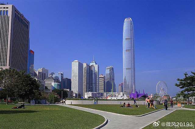 DBen2023's tweet photo. #HongKong Travel Info: #HKG has many 24-hour parks/promenades. Some of them can also enjoy the night view, sunrise, and sunset of #HK with https://t.co/gdGn3LJBKQ hotspots. They are good places to rest. Details: https://t.co/omRHcckqhK #DiscoverHongKong #HelloHongKong #discoverhk https://t.co/cvLX3GRx4W